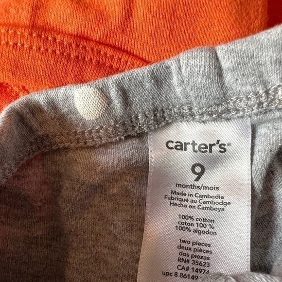 3-piece Carter’s set. Size 6-9 months. - Picture 4 of 4